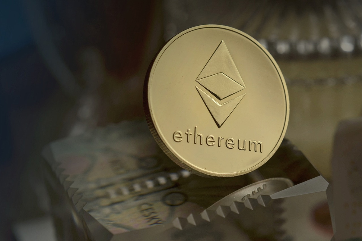 Analyzing Ethereum's Price Trends: Key Patterns from the ETHUSD Chart